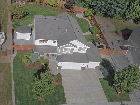 2nd image of 11313 210th Avenue Ct E