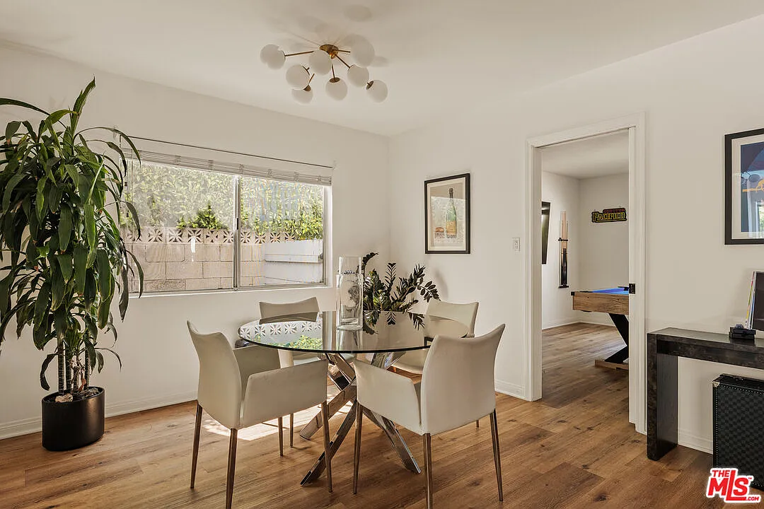 3 bed, 2.0 bath, 1698 sqft, $7,999 — Photo 4