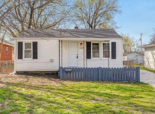 1420 W Calhoun St, Springfield, MO 65802