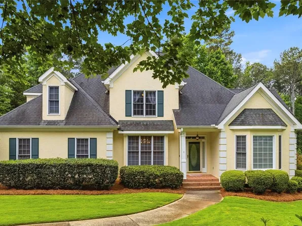 155 Lucky Leaf Pl, Fayetteville, GA 30214