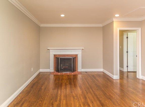 4th image of 1909 W Thelborn St
