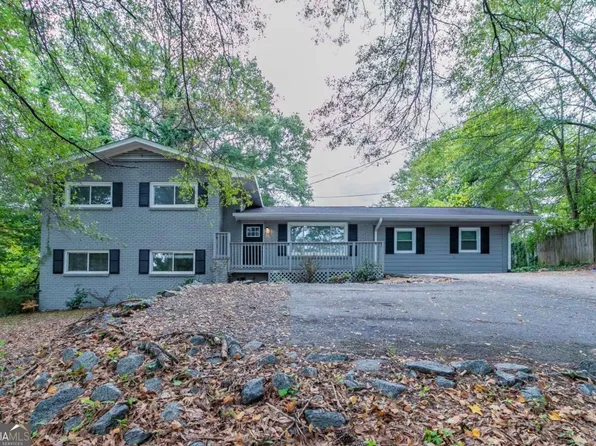 6805 Queen Mill Rd SE, Atlanta, GA 30126