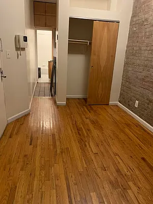 Rented by Bond New York | media 4