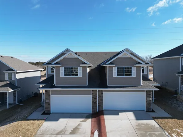 1442 Cedar Cove Rd, Lincoln, NE 68505