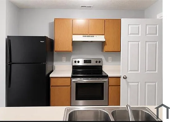 9203 Fairington Ridge Cir — Photo 14