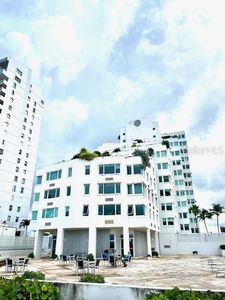 Avenue Isla Verde Condominio, Carolina, PR, 00979