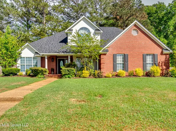 60 Eastgate Dr, Brandon, MS 39042