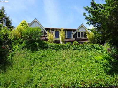 1141 N 10th St, Coos Bay, OR, 97420