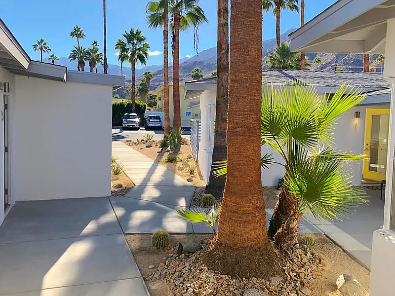 2 bed, 1.0 bath, 800 sqft, $1,680 — Photo 2