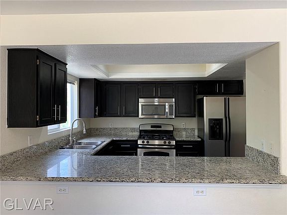 5th image of 10217 Asti Pl