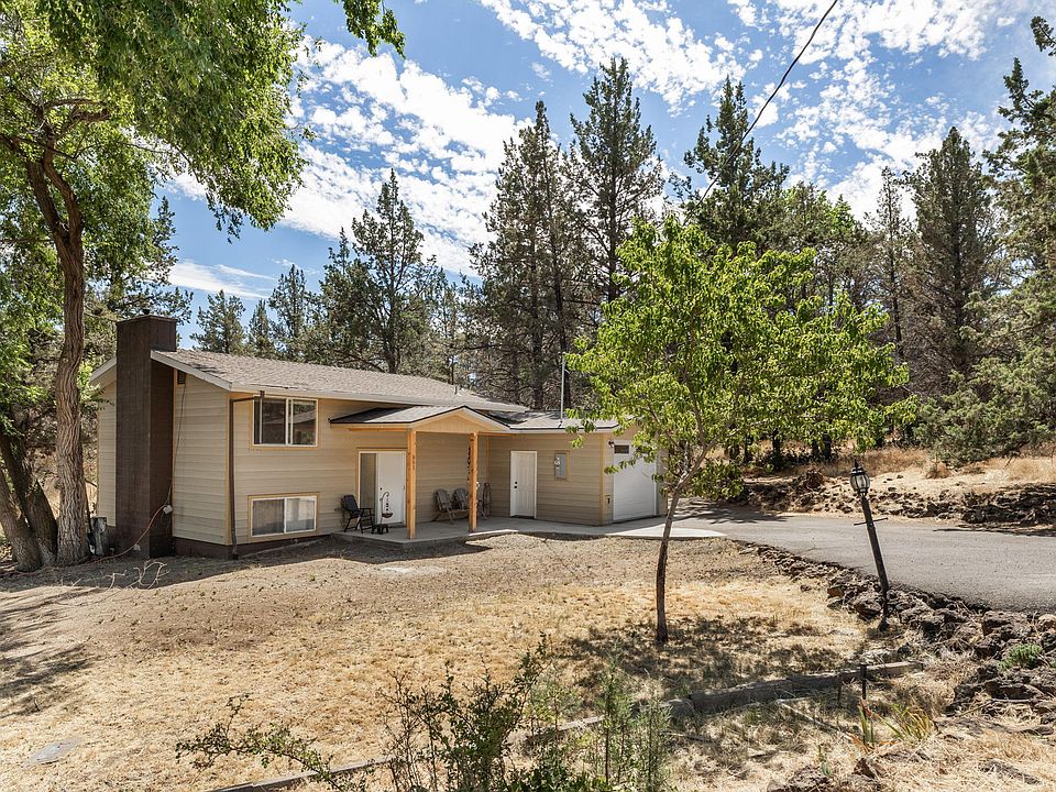 861 SW Burns Ln, Madras, OR 97741 MLS 220150083 Zillow