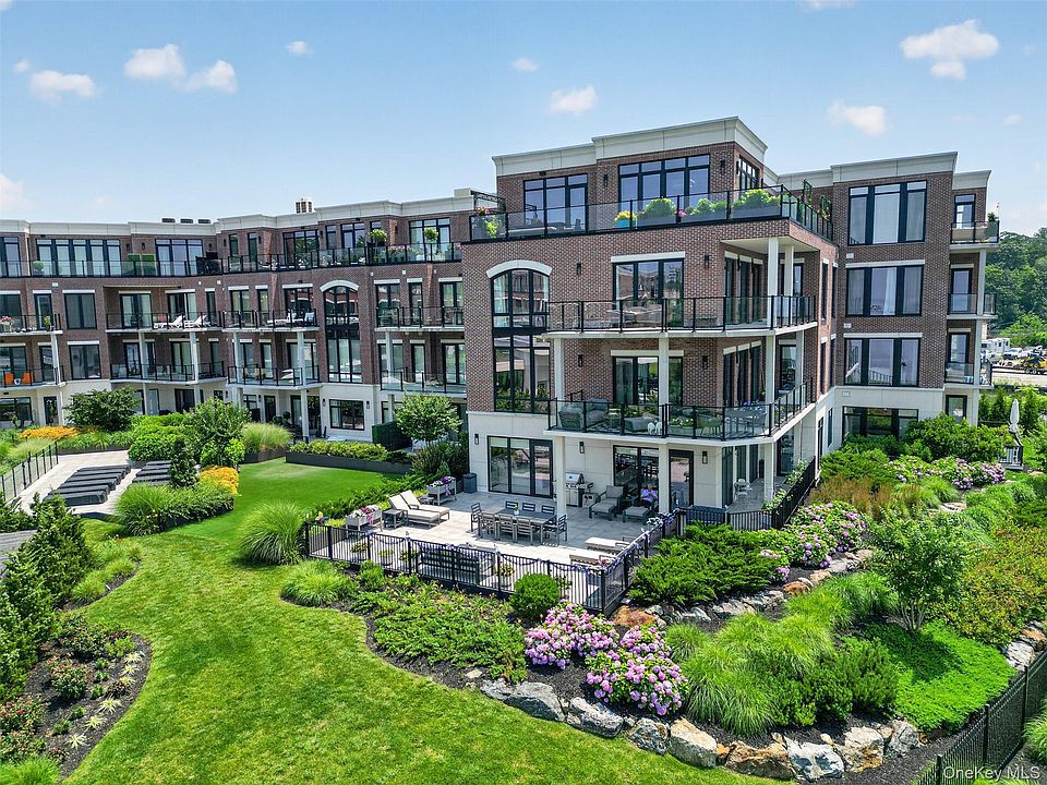 1st image of 10 Shore Road #101