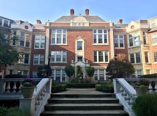 15700 Van Aken Blvd, Shaker heights, OH