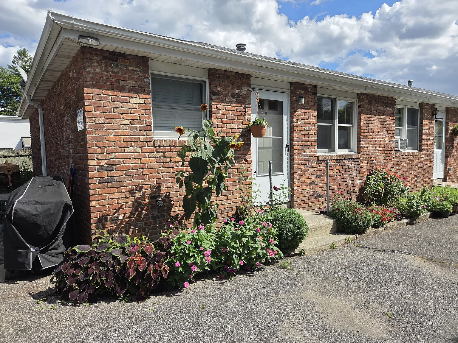 1 bed, 545 sqft, $2,350 — Photo 2