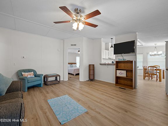 4th image of 311 Bogue Inlet Drive