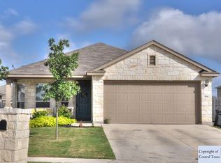 906 Lauren St, New Braunfels, TX 78130