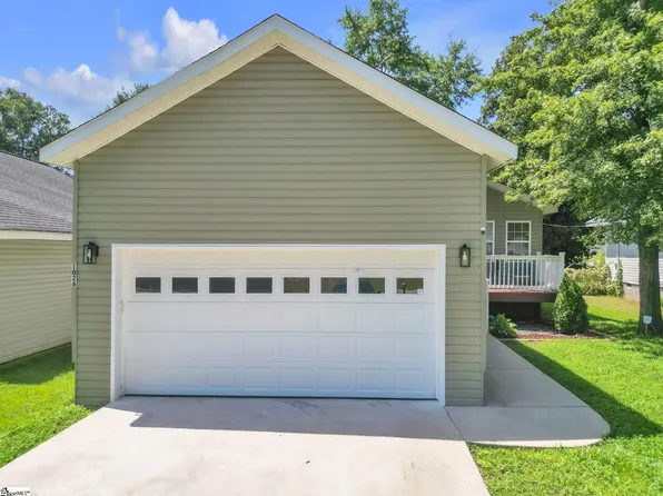 1026 Howard St, Spartanburg, SC 29303