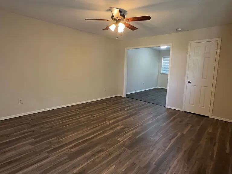 2614 Elwood Dr — Photo 24