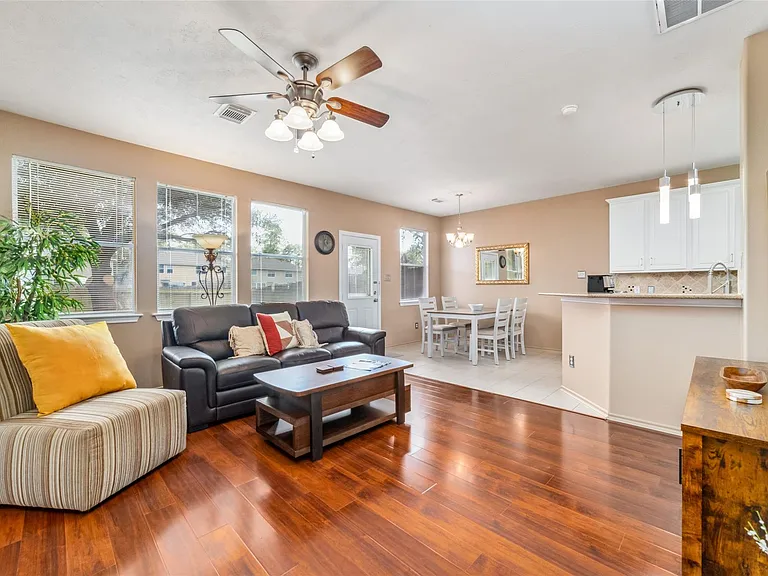 203 W Stedhill Loop — Photo 10