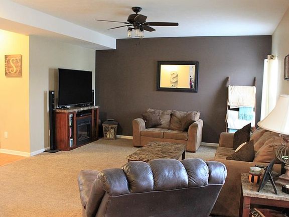 3rd image of 8227 Ossian Ct