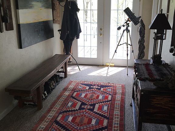 Upper-level Entry/Mudroom  