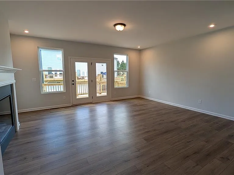 3053 Beacon Bend Xing — Photo 11