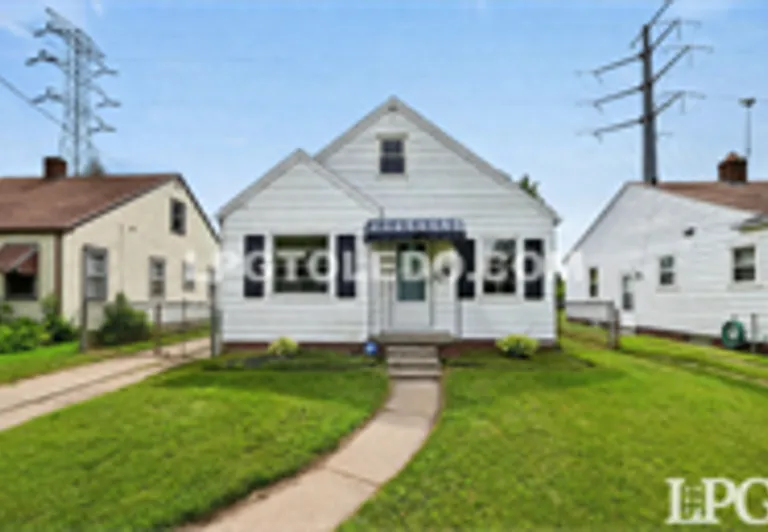 3540 Bellevue Rd — Photo 1