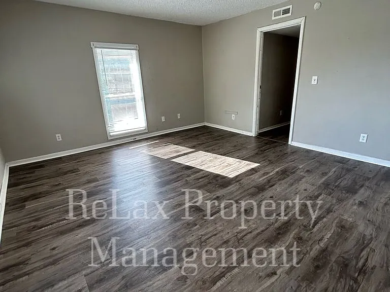 207 Avon St — Photo 11