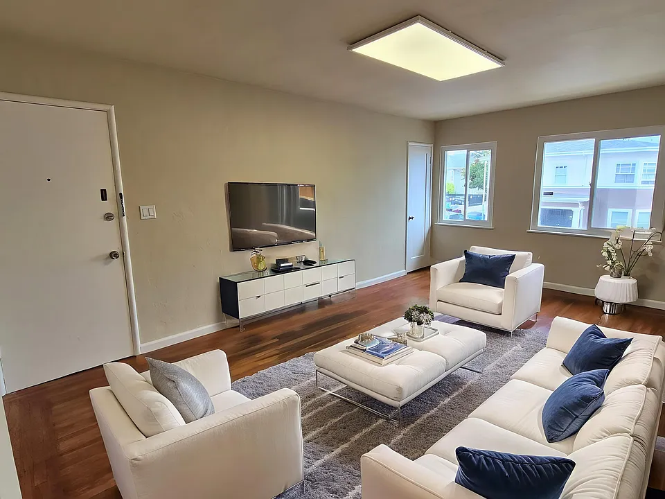 605 Foothill Blvd #605