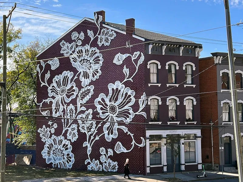 205 W McMicken Ave #4F