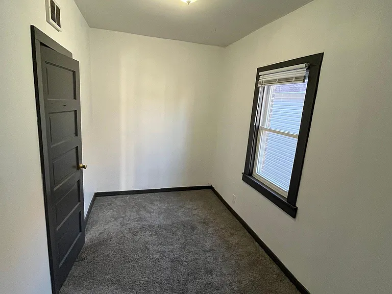 1420 Wenonah Ave #2 — Photo 5