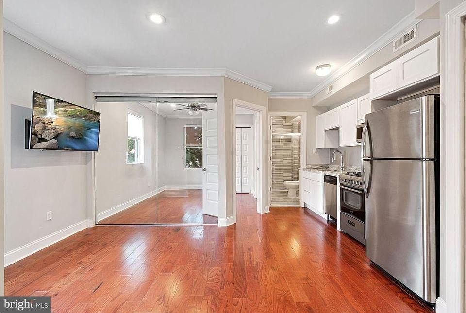 1st image of 713 Belgrade St #2F