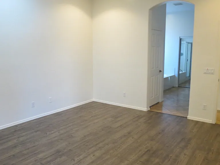 30899 N 125th Dr — Photo 21