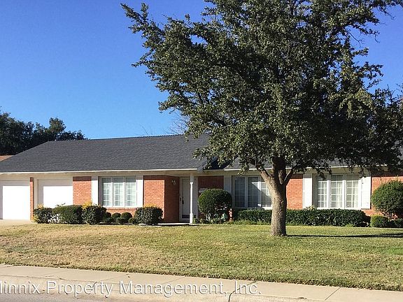 2nd image of 1604 Cimmaron Dr