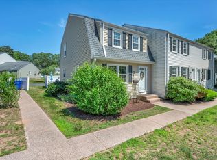 10 Redbud Ln #18A, Glastonbury, CT 06033