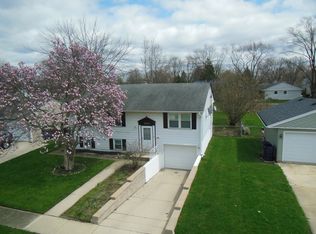 1623 Paul Ave, Glendale Heights, IL