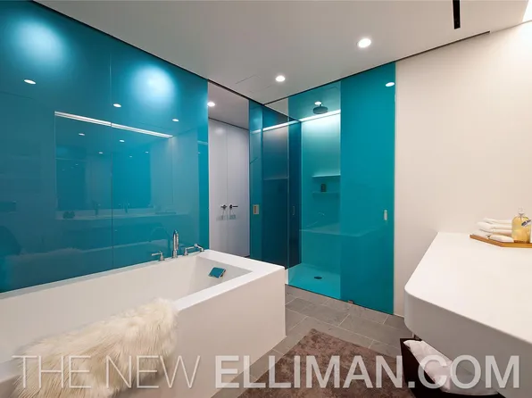 166 Perry Street image 1 of 14