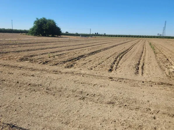 795 E Springfield Ave, Fresno, CA 93725