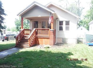 35638 Richard St, Wayne, MI 48184