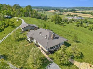39 Fayetteville Rd, Kelso, TN 37348