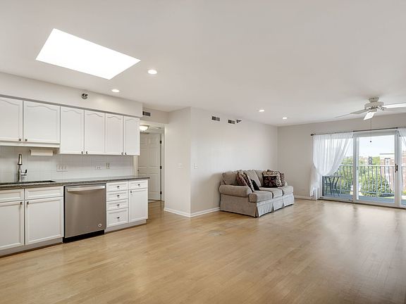 5th image of 7011 W Touhy Ave APT 509