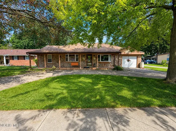 348 Colony Rd, Rossford, OH 43460