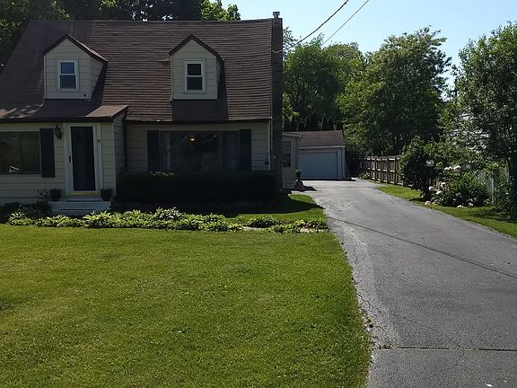 2nd image of 43062 N Lake Ave
