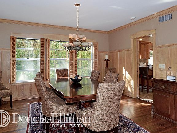 2nd image of 319 Seaspray Ave