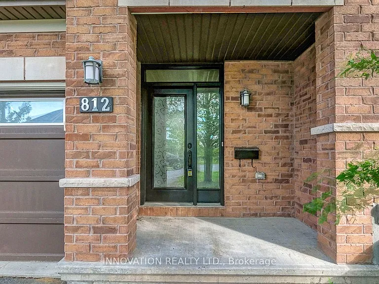 812 Fletcher Cir — Photo 3