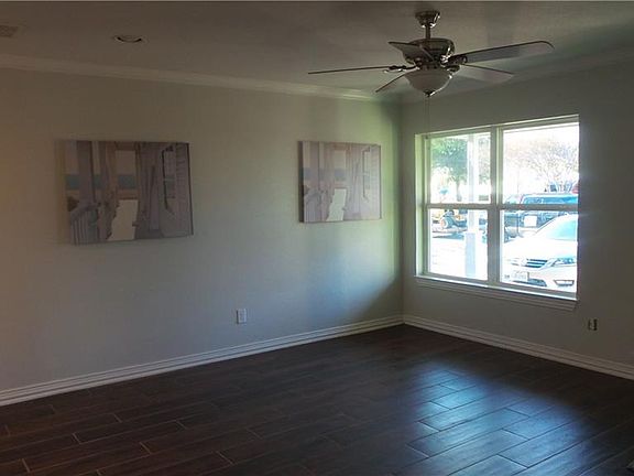 5th image of 2726 Stanford Dr