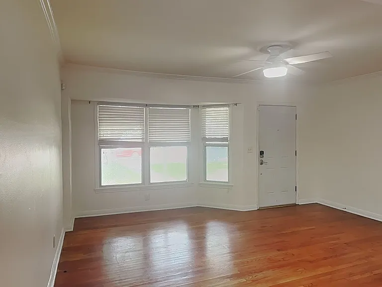 805 Northwood Rd — Photo 5