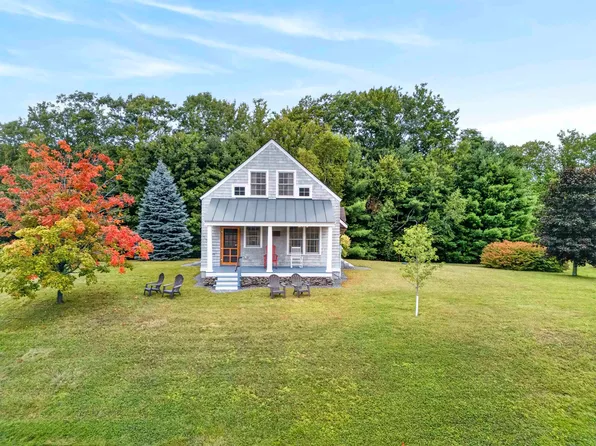 854 Murray Hill Road, Hill, NH 03243