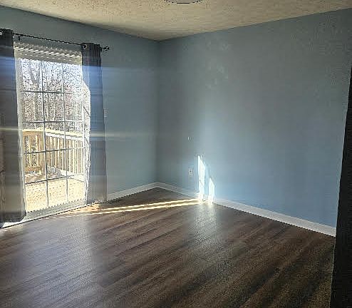 3rd image of 171 E Village Rd