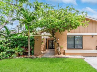 13565 SW 116th Ter, Miami, FL 33186